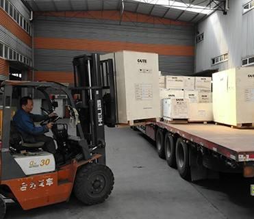 GUTE GQ40A เครื่องตัดเหล็กเส้นแบน 32 * 32 มม. 48T / MIN 20