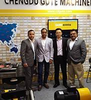 GUTE GQ40A เครื่องตัดเหล็กเส้นแบน 32 * 32 มม. 48T / MIN 24