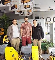 GUTE GQ40A เครื่องตัดเหล็กเส้นแบน 32 * 32 มม. 48T / MIN 25